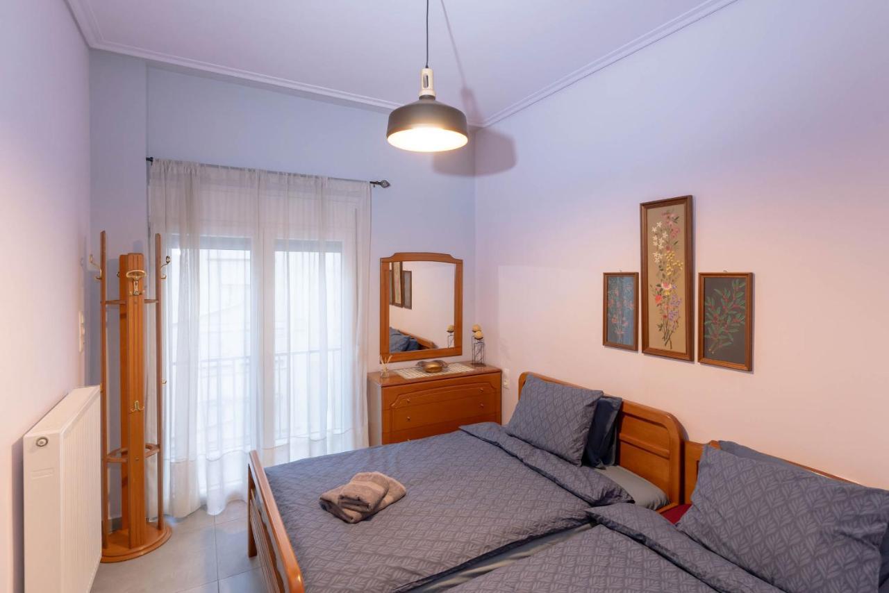 Byt Downtown Flat ลาริซา ภายนอก รูปภาพ