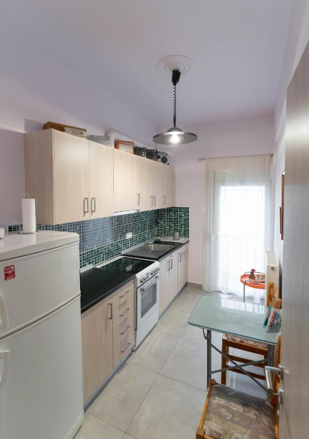 Byt Downtown Flat ลาริซา ภายนอก รูปภาพ